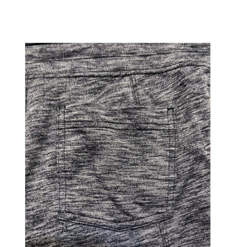 Athleta Womens Heathered Gray Athletic Shorts Supplex Spandex Large Zip Pocket - Picture 4 of 7